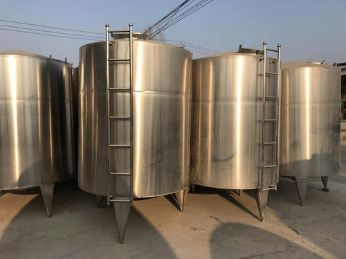 使用雙誠不銹鋼儲(chǔ)罐來儲(chǔ)存液體都有哪些優(yōu)勢(shì)呢?